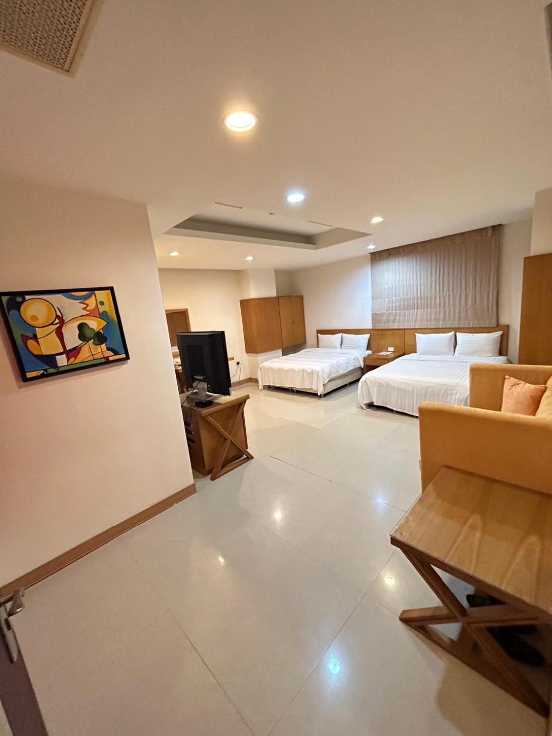 Ace Hotel Kota Hualien Bagian luar foto