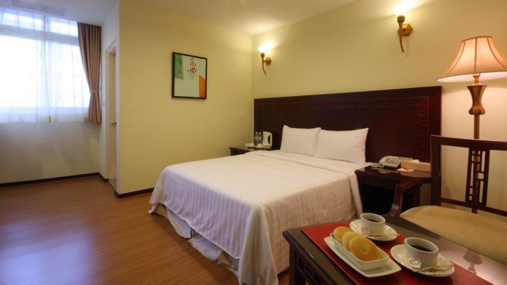 Ace Hotel Kota Hualien Bagian luar foto