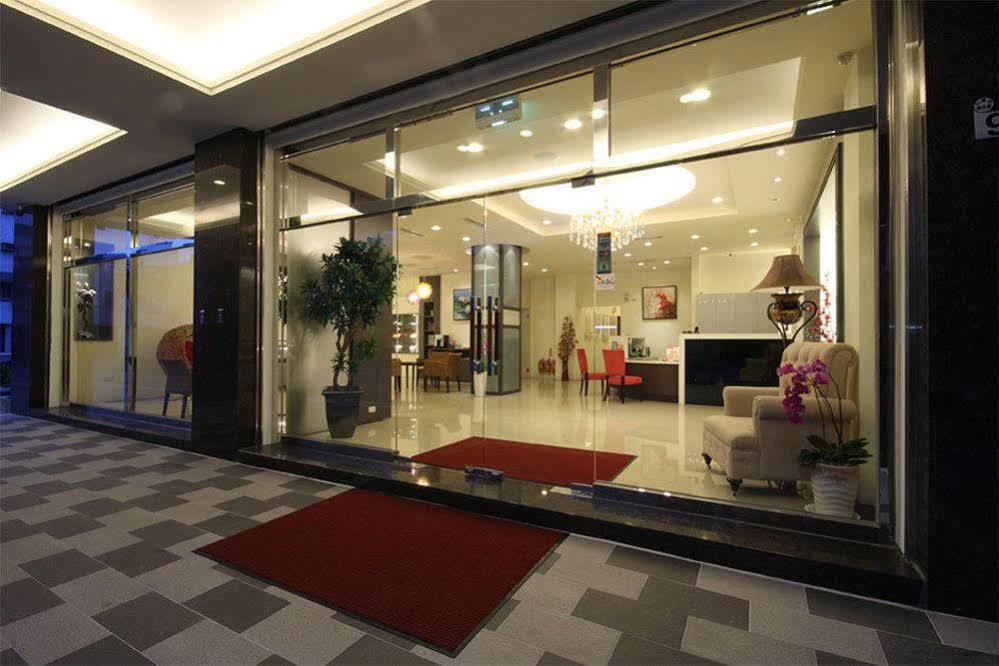 Ace Hotel Kota Hualien Bagian luar foto